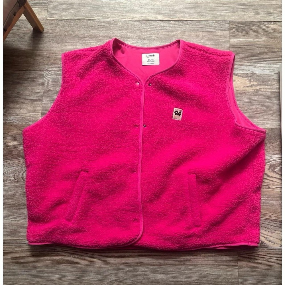 Old Navy Pink Fleece Button Front Vest Size XXL tall